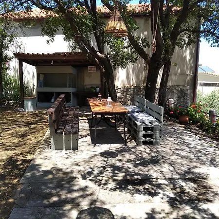 شقة Ioanna's House #dialiskari1# *